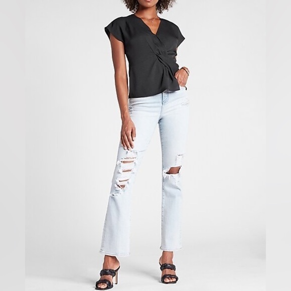 Express Twist Front True Black Short Sleeve V-Neck Blouse Size XL - DRAFT - Picture 7 of 7